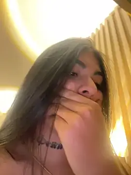 Sarasanders 4 online show from October 5, 4:06 am