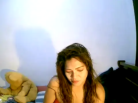 Snapshot of sweetvirginia01 chatting on October 1, 12:37 am sweetvirginia01 online show from October 1, 12:37 am