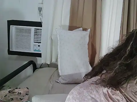 mommylicious online show from February 22, 12:55 am