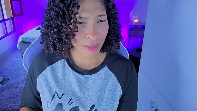 DannaBerry online show from April 14, 4:29 pm