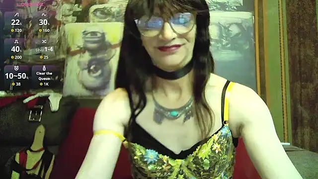 Snapshot of TheBlackWtch chatting on September 10, 9:04 pm TheBlackWtch online show from September 10, 9:04 pm