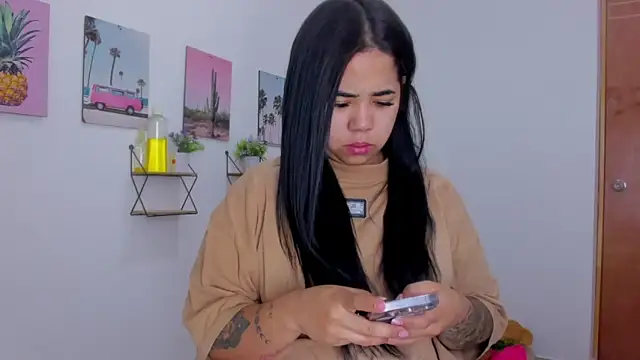 Emma lean online show from January 16, 1:51 pm