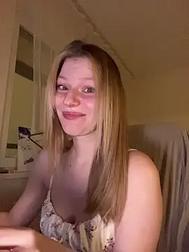 MaryHiggins online show from February 16, 8:41 pm