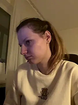 MaryHiggins online show from November 1, 3:49 pm