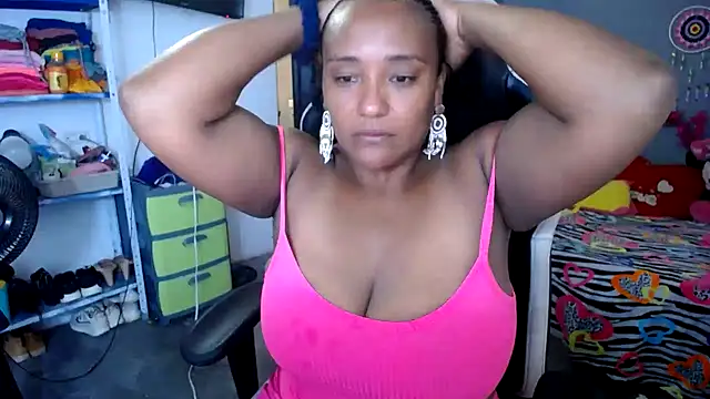 marysol83 online show from March 21, 7:30 pm