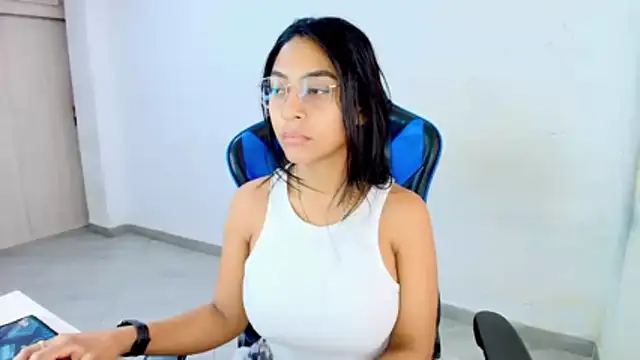 sophiax-x online show from March 1, 1:33 pm