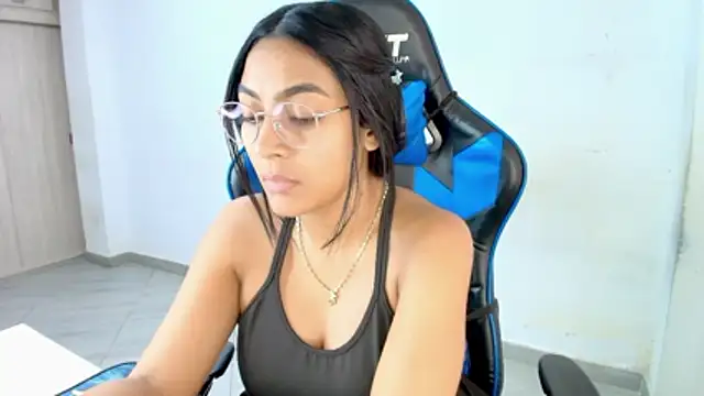 sophiax-x online show from February 10, 7:17 pm