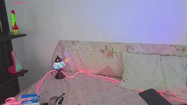 Emma Wish online show from February 25, 5:33 pm