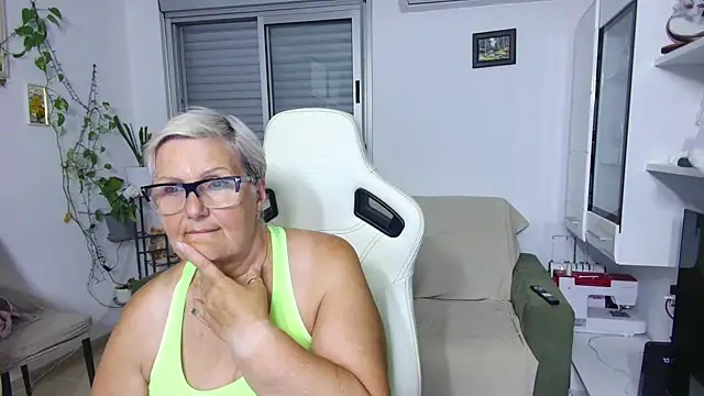Selenna57 online show from June 4, 5:17 pm