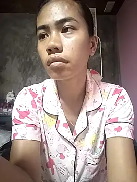 Snapshot of Cutie_body11 chatting on October 11, 1:10 am Cutie body11 online show from October 11, 1:10 am