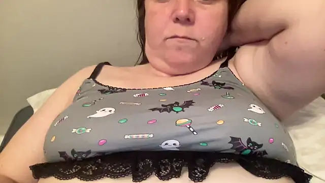 ParisNova online show from March 6, 1:50 pm