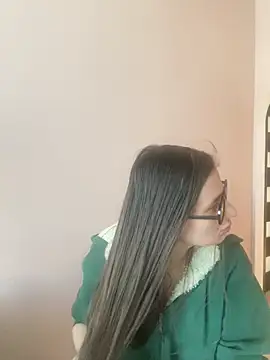 Flossy Vettie online show from April 5, 3:22 pm