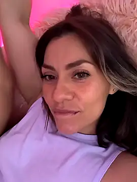 SamyJones9 online show from October 5, 9:20 pm