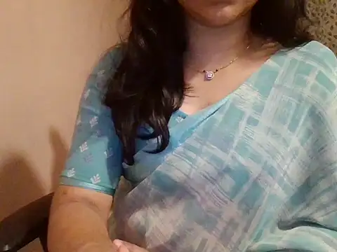 Pinky 4 online show from April 15, 2:17 pm