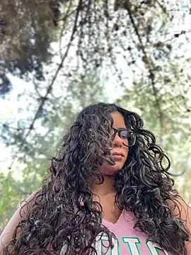 Simone Miller online show from June 4, 9:08 pm
