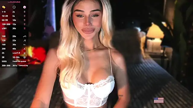 ZyraGoddes online show from November 10, 4:24 pm