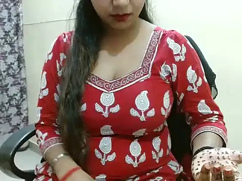 LovingPihu online show from April 18, 5:32 am