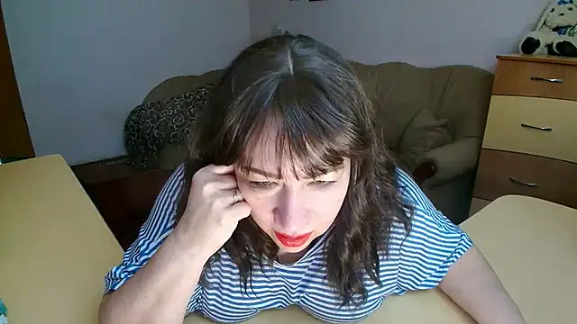 Lucretia Goldi  online show from February 9, 3:25 pm