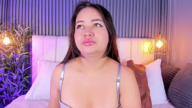 AnaisClark online show from April 7, 11:23 am