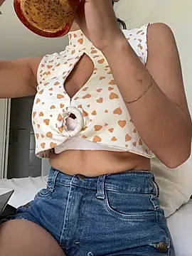 DulceMya6 online show from March 25, 4:43 pm