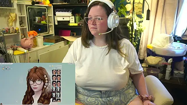 Geeky Kitten online show from October 12, 2:52 pm