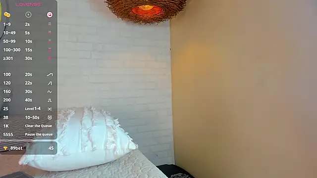 sophi cooper29 online show from December 13, 7:53 pm