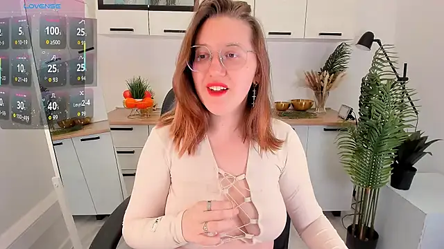 Charmy Gracy online show from March 17, 10:41 am