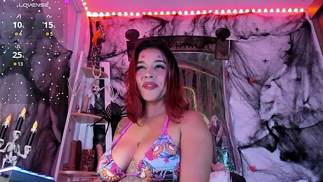 Snapshot of andrea_lopezz_ chatting on October 7, 1:54 am andrea lopezz online show from October 7, 1:54 am