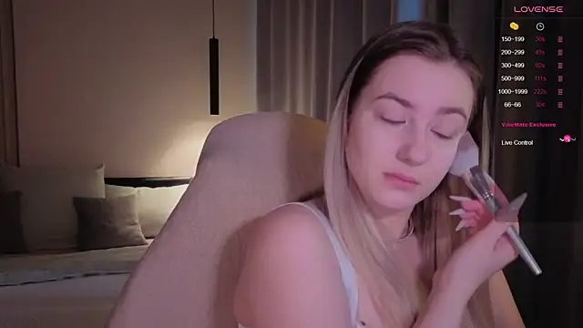 elinanortas online show from December 19, 5:43 am