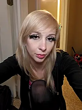 AmethystFoxx online show from December 4, 10:54 pm