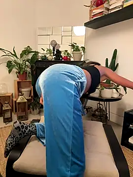 Amani thewolf online show from October 13, 9:17 pm