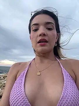 Snapshot of Sarita-candy chatting on October 23, 9:54 pm Sarita-candy online show from October 23, 9:54 pm