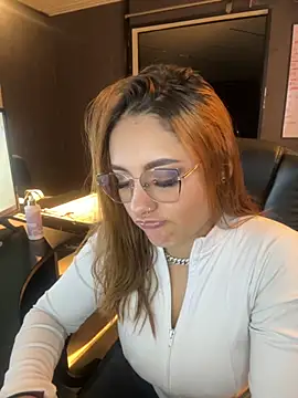 Snapshot of Emiily_W chatting on September 12, 2:46 pm Emiily W online show from September 12, 2:46 pm