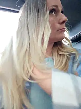 Bondgirl 013 online show from November 27, 1:36 pm