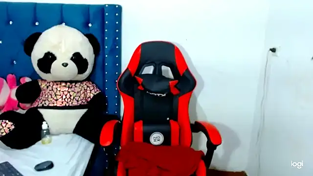 valeriaxxx11 online show from March 6, 8:37 pm