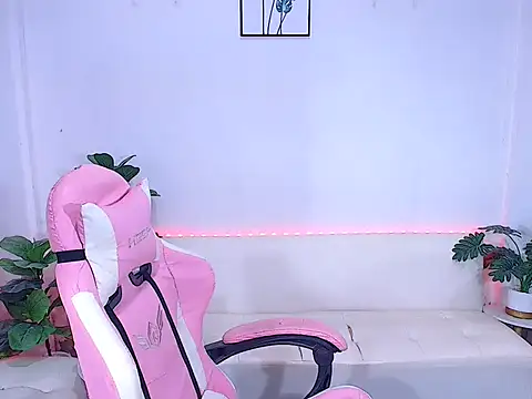 plysaithailand online show from September 25, 1:10 pm