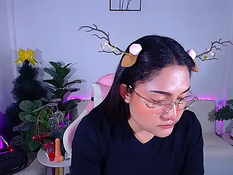 plysaithailand online show from December 20, 7:45 am