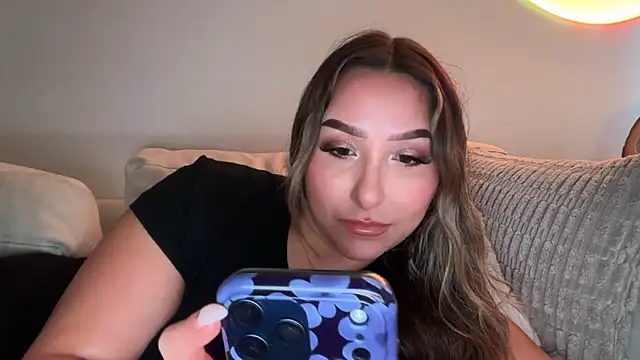 lustfulsmiles online show from February 27, 4:51 pm