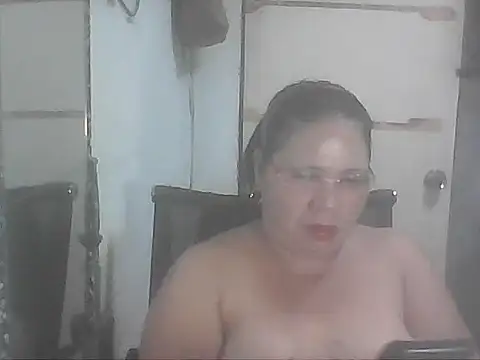 hotwet mama4uxx online show from September 10, 2:28 pm