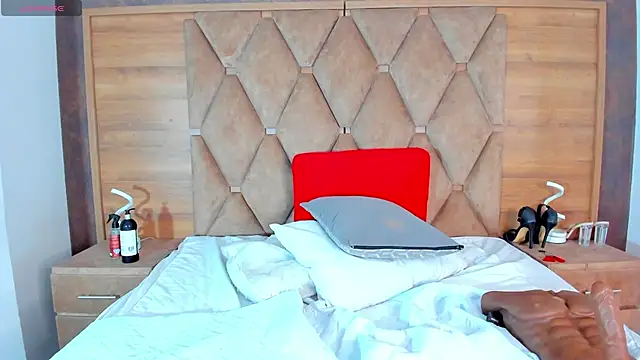 Snapshot of Rianamanson chatting on September 9, 3:45 pm Rianamanson online show from September 9, 3:45 pm