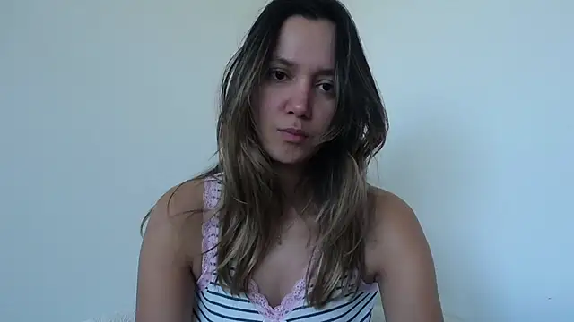 KaylaHosk online show from February 9, 6:10 pm