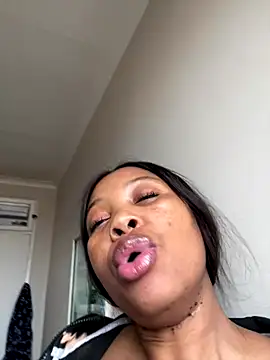 Snapshot of cherrybabe76 chatting on September 25, 1:43 pm cherrybabe76 online show from September 25, 1:43 pm