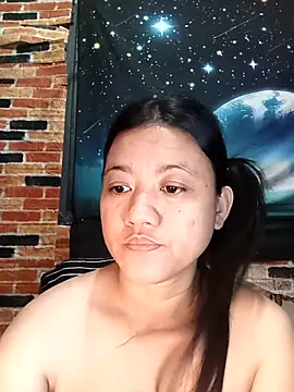 Snapshot of Urchanel chatting on September 25, 12:32 am Urchanel online show from September 25, 12:32 am