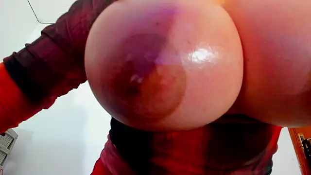 Snapshot of Conny_hot3 chatting on October 10, 2:00 pm Conny hot3 online show from October 10, 2:00 pm