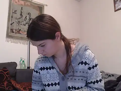 Mercedeswoman8 online show from December 4, 7:25 pm