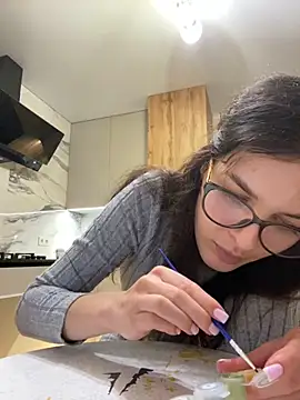 little belucci online show from November 28, 4:21 pm