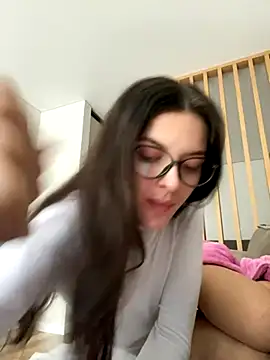 Snapshot of little_belucci chatting on October 17, 1:36 pm little belucci online show from October 17, 1:36 pm