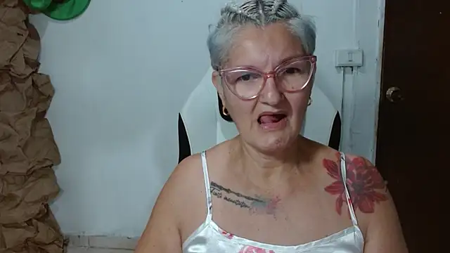 bety-cum2 online show from March 2, 8:54 am