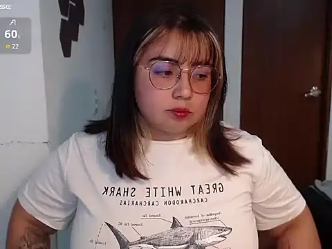 yini angel online show from June 4, 2:39 am