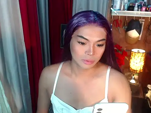 Snapshot of Asian_Daniel chatting on October 11, 10:42 am Asian Daniel online show from October 11, 10:42 am